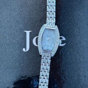 Jolie Watch